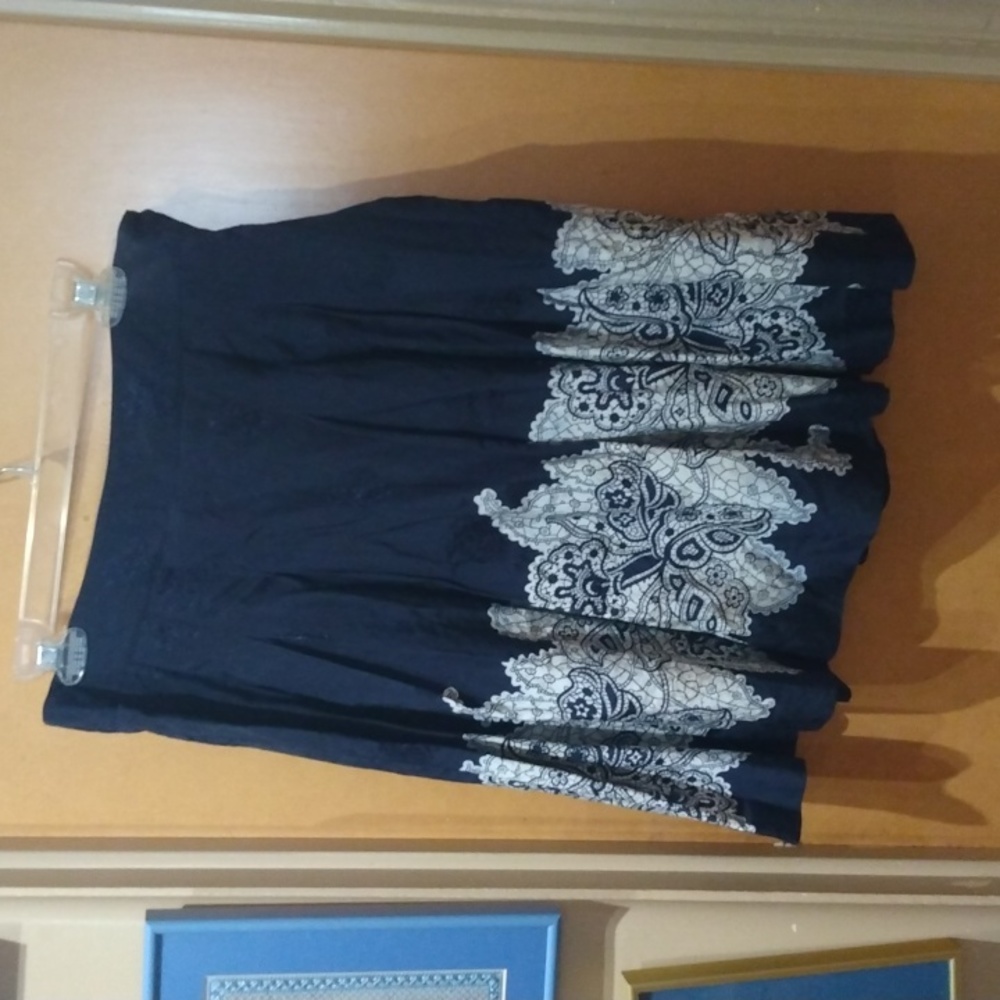 Club Monaco silk/cotton skirt